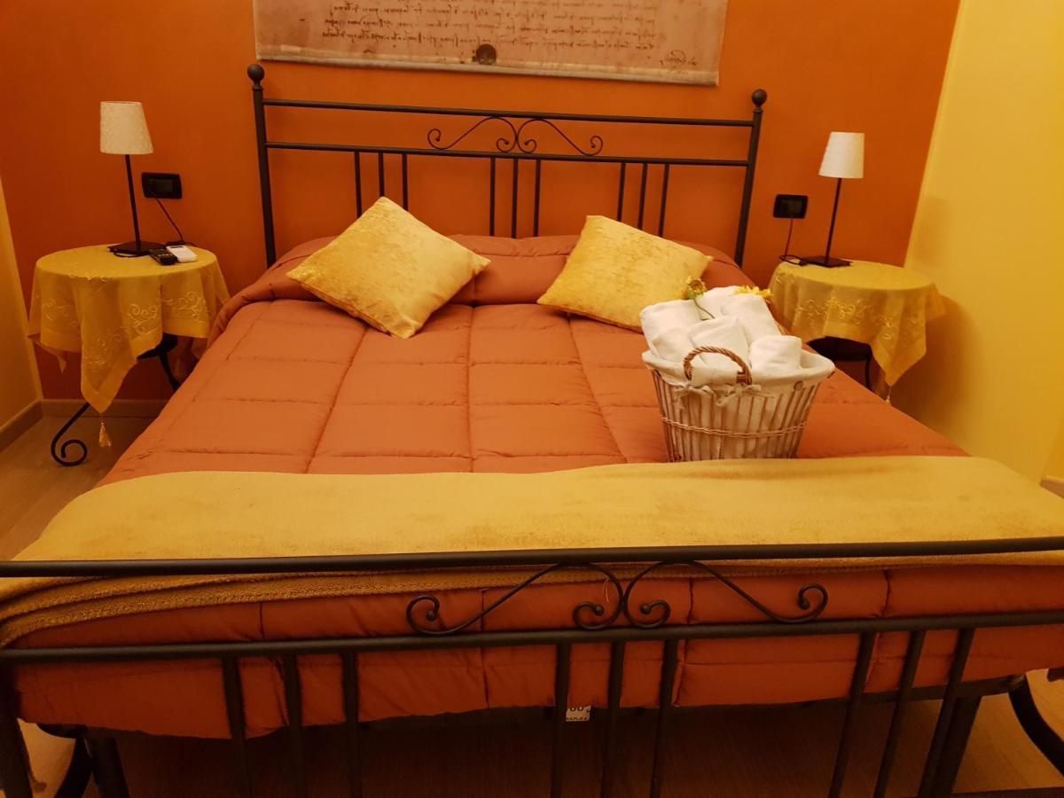Ghiro Ghiotto Bed & Breakfast Пиетра Лигуре Екстериор снимка