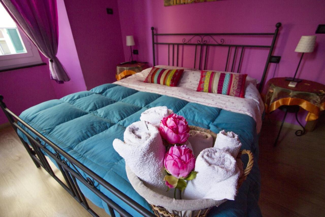 Ghiro Ghiotto Bed & Breakfast Пиетра Лигуре Екстериор снимка