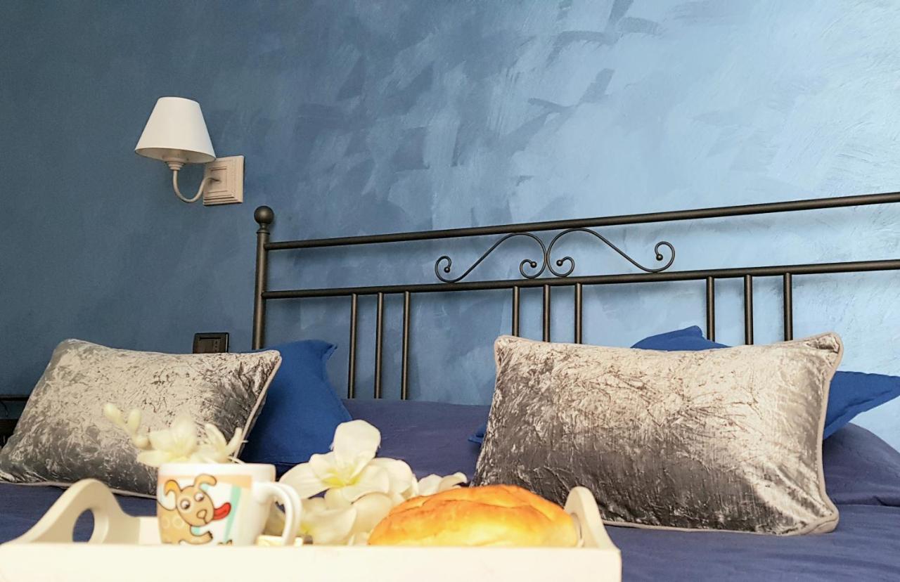 Ghiro Ghiotto Bed & Breakfast Пиетра Лигуре Екстериор снимка